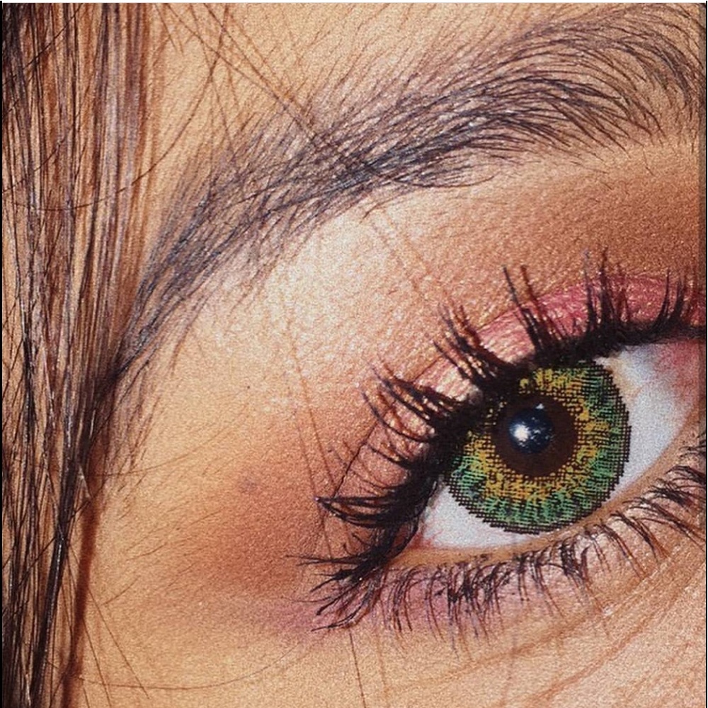 3 Tones Green